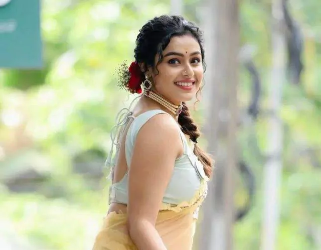 Mokksha Stills